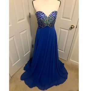 Royal blue sweetheart gown